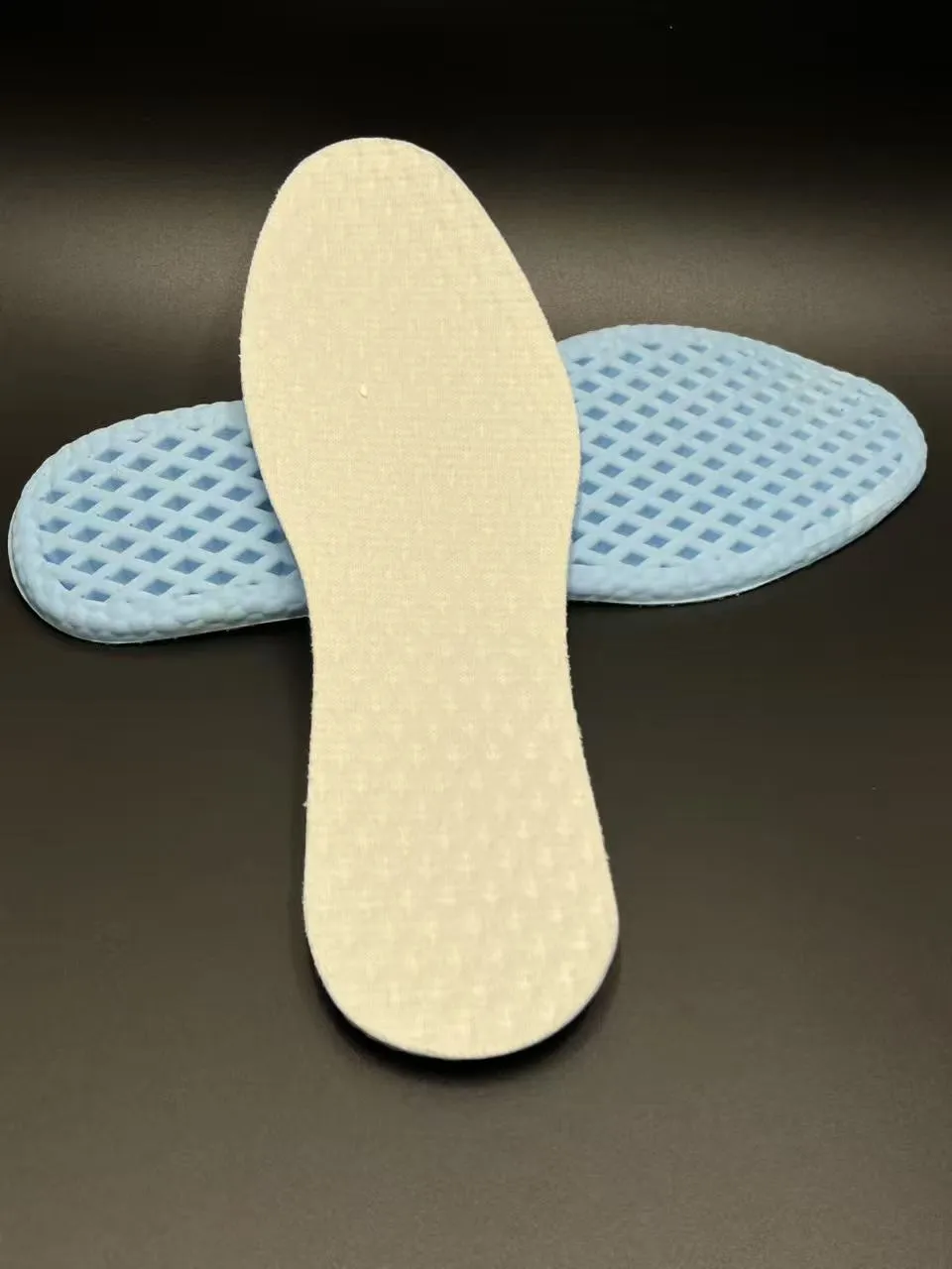 latex insole 16